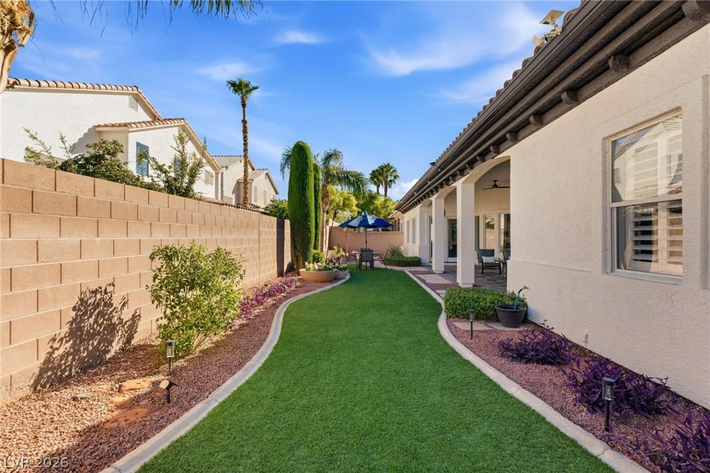 210 Torrey Morgan, Henderson, NV 89074