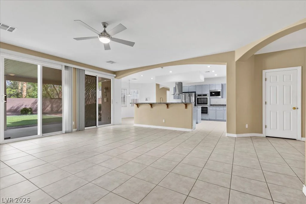 7140 Sudley, Las Vegas, NV 89131
