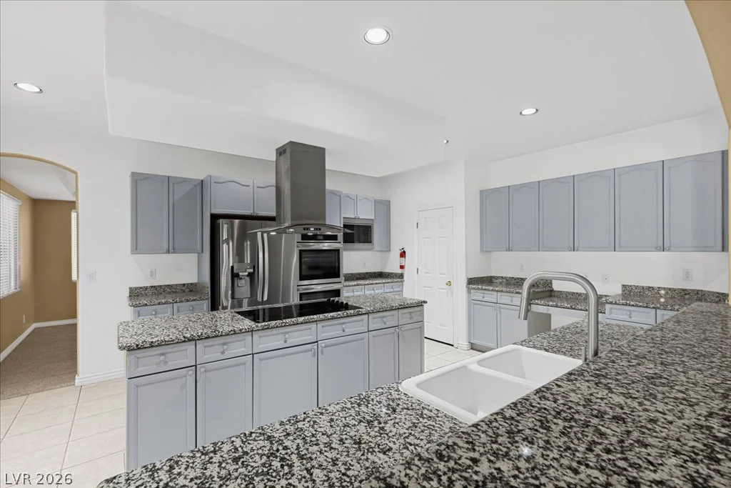 7140 Sudley, Las Vegas, NV 89131