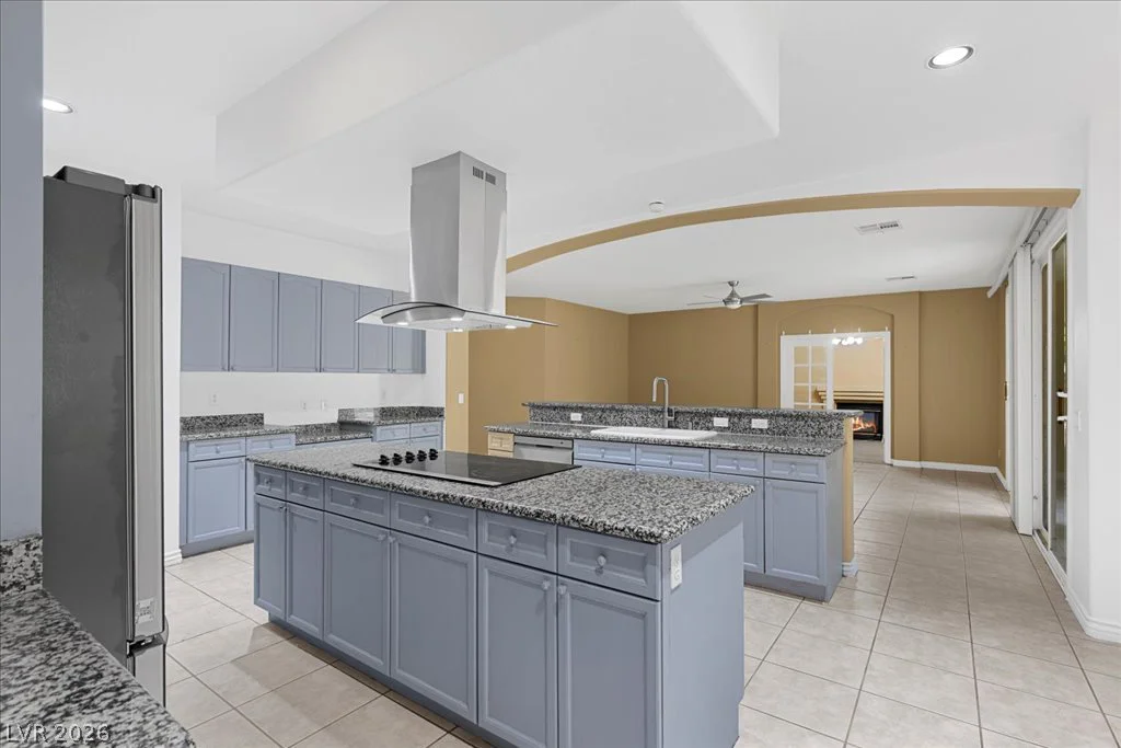 7140 Sudley, Las Vegas, NV 89131
