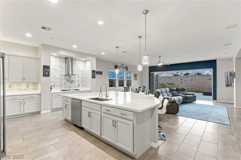 6125 Pebble Glen, Las Vegas, NV 89149
