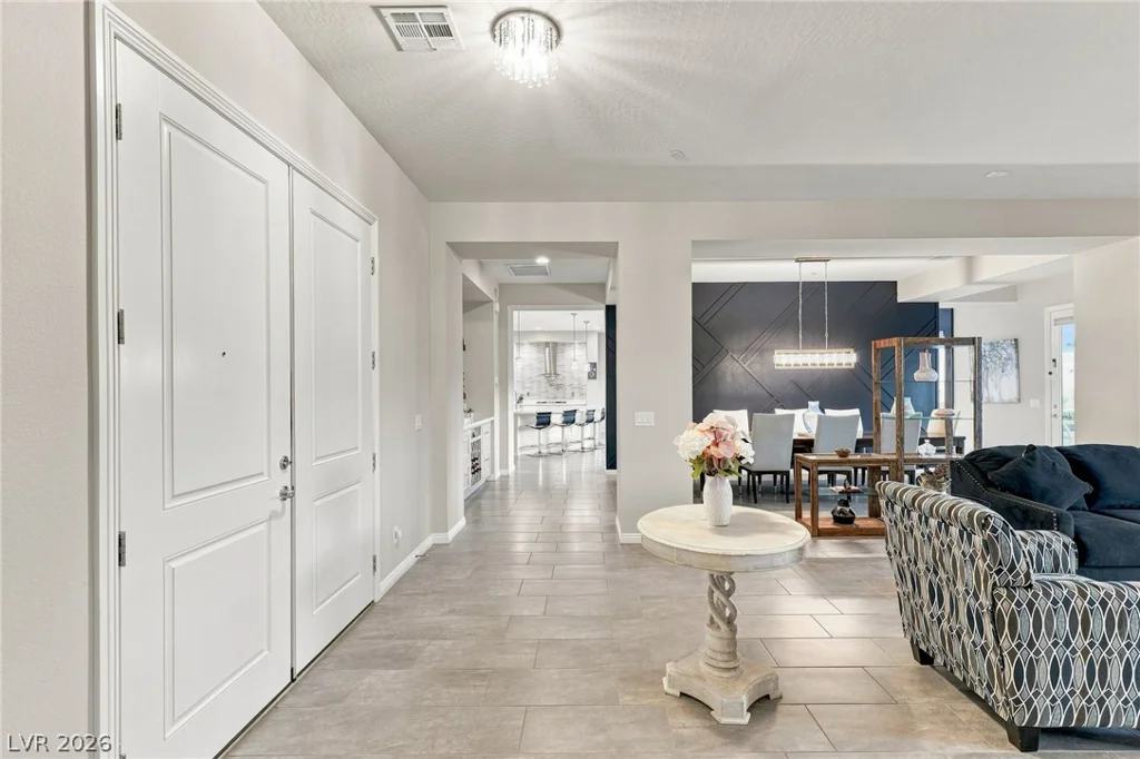 6125 Pebble Glen, Las Vegas, NV 89149