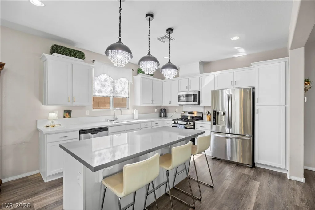 10195 Sunny Peak, Las Vegas, NV 89148