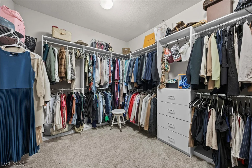 10195 Sunny Peak, Las Vegas, NV 89148