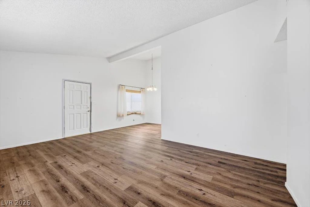 2261 Tall Pine, Las Vegas, NV 89108
