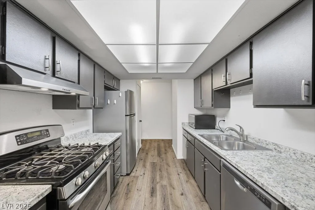 2261 Tall Pine, Las Vegas, NV 89108