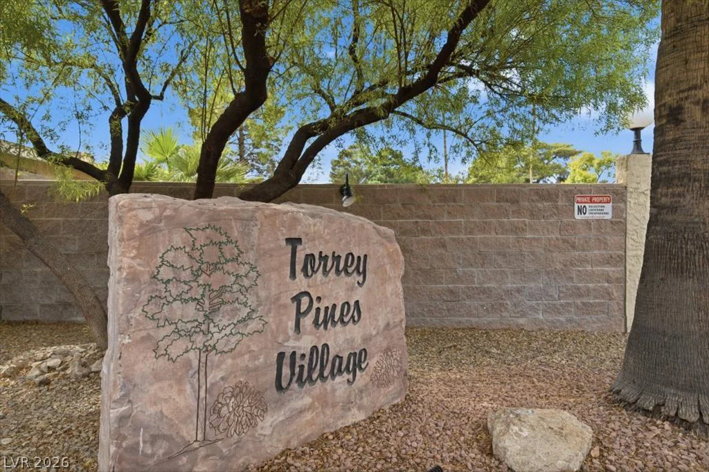2261 Tall Pine, Las Vegas, NV 89108