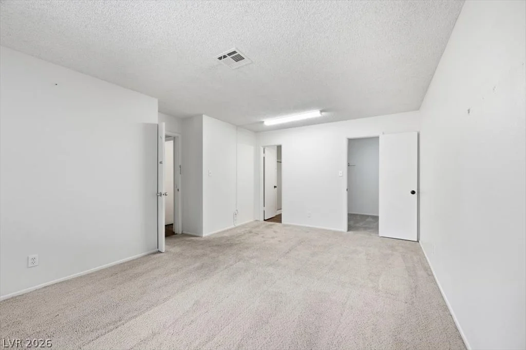 2261 Tall Pine, Las Vegas, NV 89108