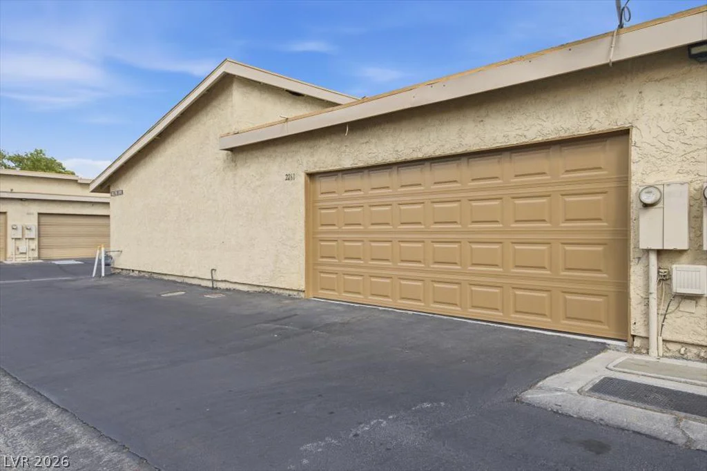 2261 Tall Pine, Las Vegas, NV 89108