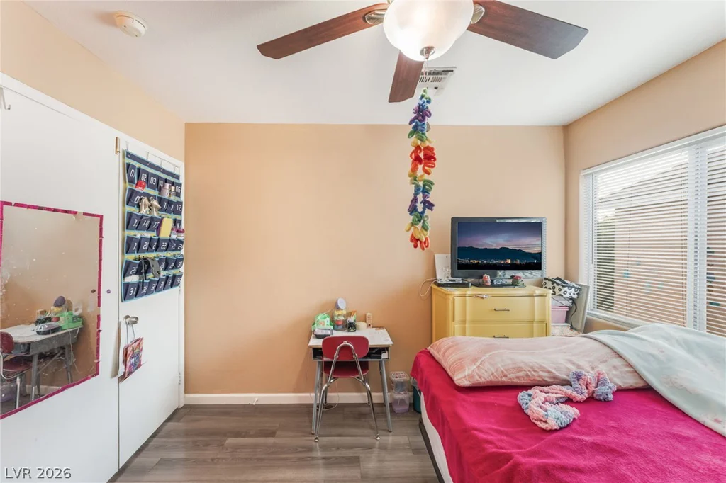 5348 Reardon, North Las Vegas, NV 89031