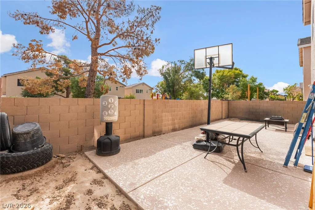 5348 Reardon, North Las Vegas, NV 89031