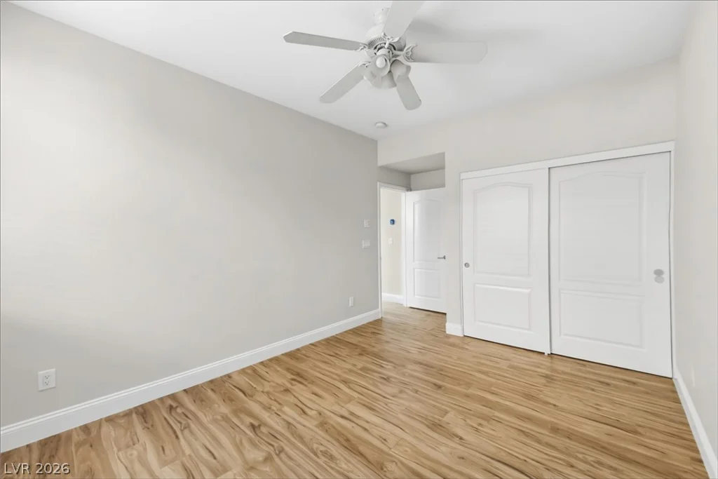 7763 Roaring Springs, Las Vegas, NV 89113