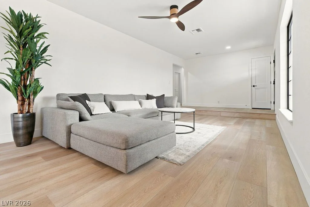 6520 Coley, Las Vegas, NV 89146