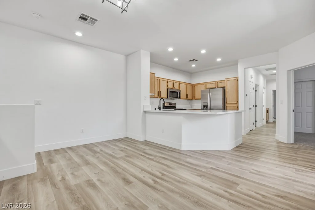 10180 Delray Beach, Las Vegas, NV 89129