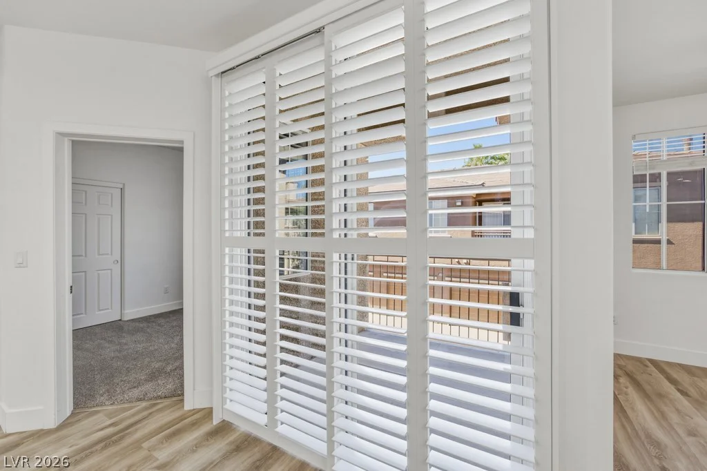 10180 Delray Beach, Las Vegas, NV 89129