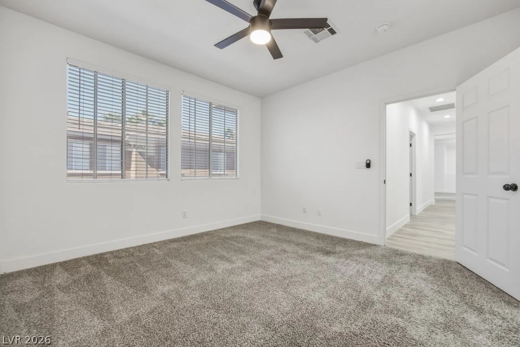 10180 Delray Beach, Las Vegas, NV 89129