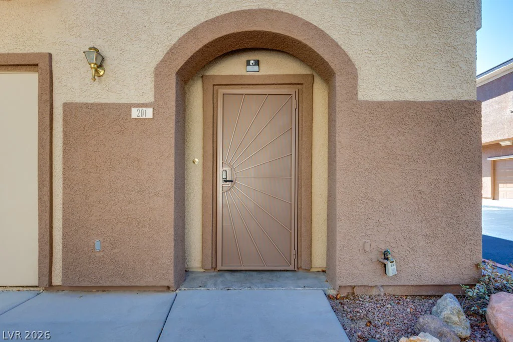 10180 Delray Beach, Las Vegas, NV 89129