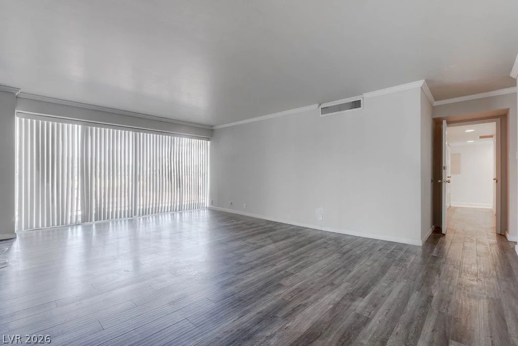 3111 Bel Air, Las Vegas, NV 89109