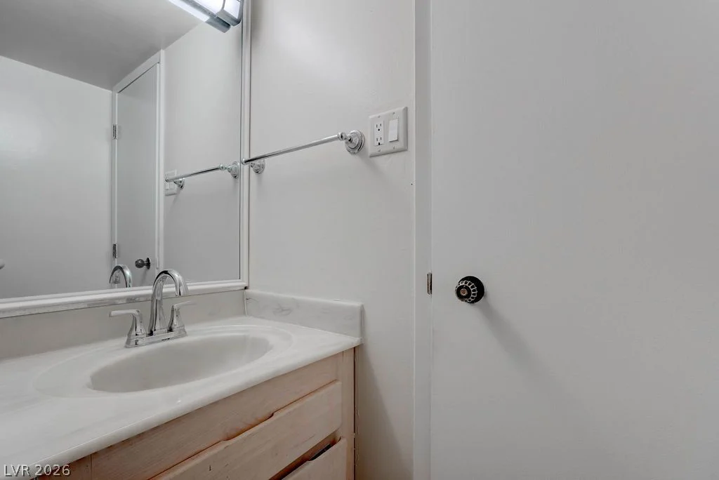 3111 Bel Air, Las Vegas, NV 89109