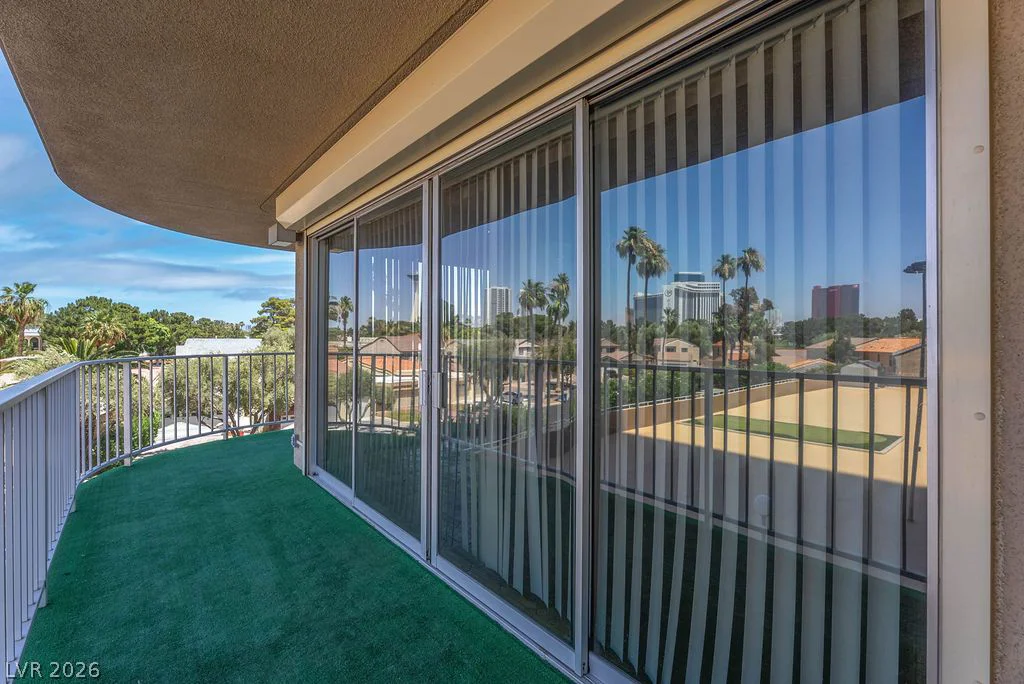 3111 Bel Air, Las Vegas, NV 89109