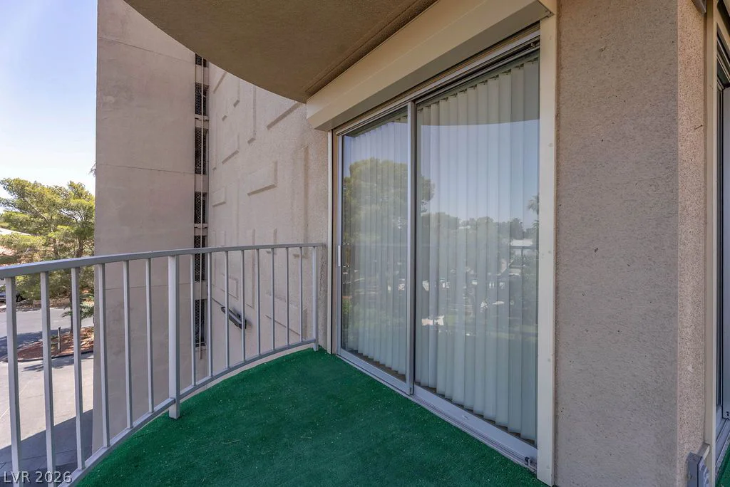 3111 Bel Air, Las Vegas, NV 89109