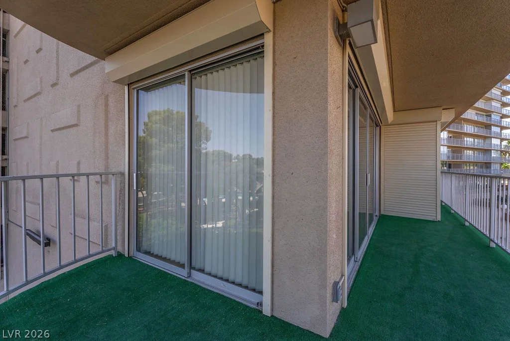 3111 Bel Air, Las Vegas, NV 89109
