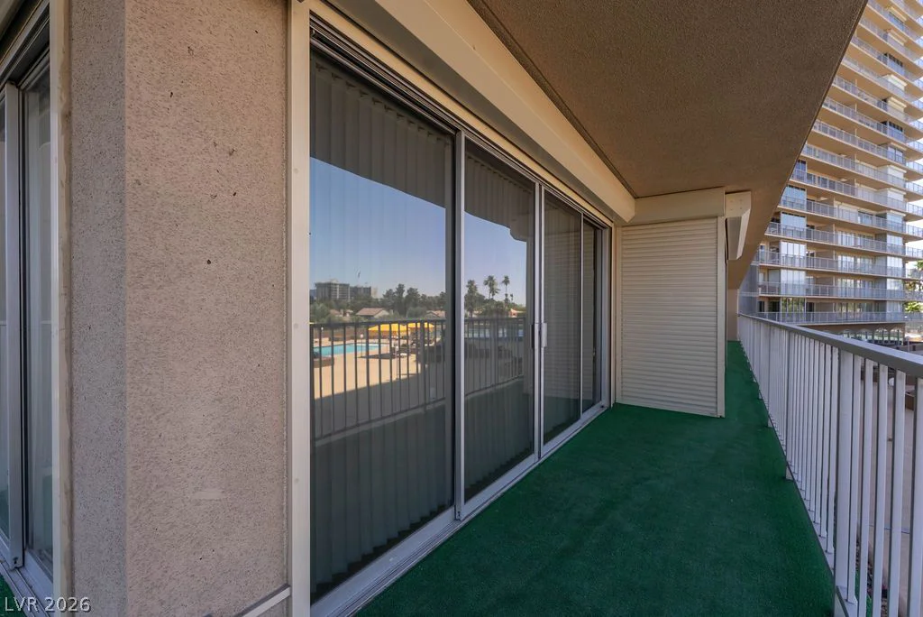 3111 Bel Air, Las Vegas, NV 89109