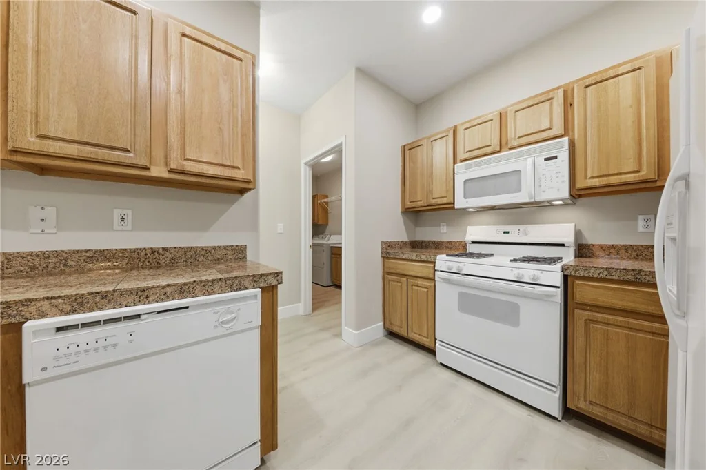 104 Lemon Glaze, Las Vegas, NV 89145