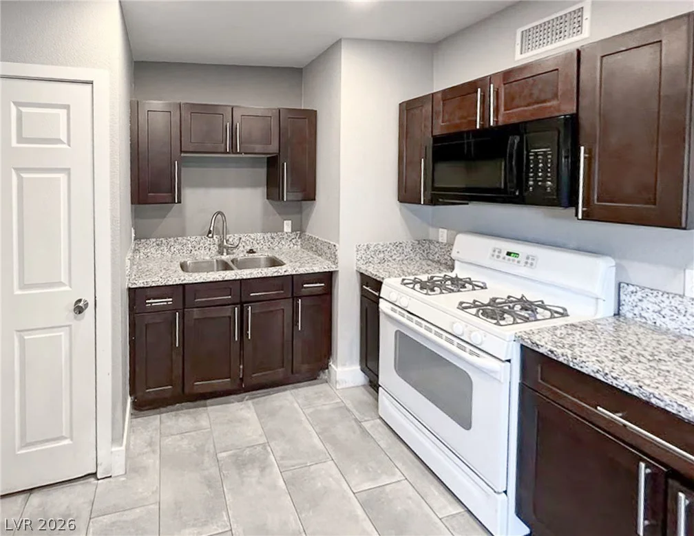 2105 15th, Las Vegas, NV 89104