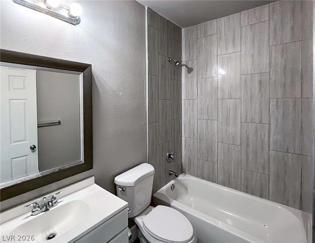 2105 15th, Las Vegas, NV 89104