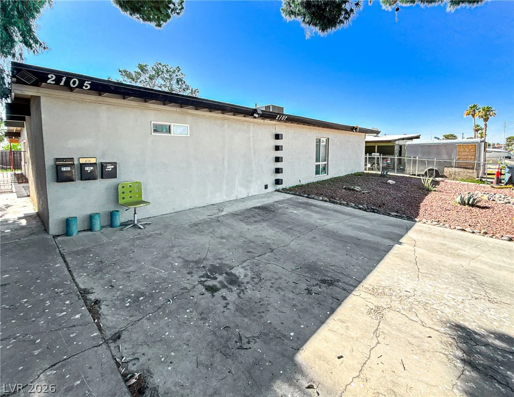2105 15th, Las Vegas, NV 89104