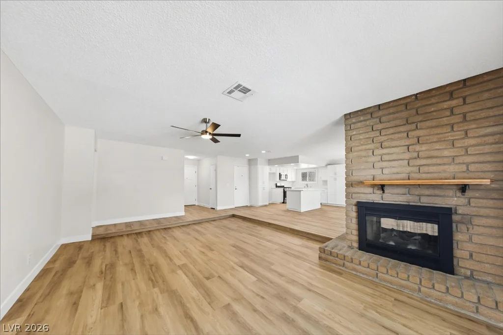 627 Valley View, Henderson, NV 89002