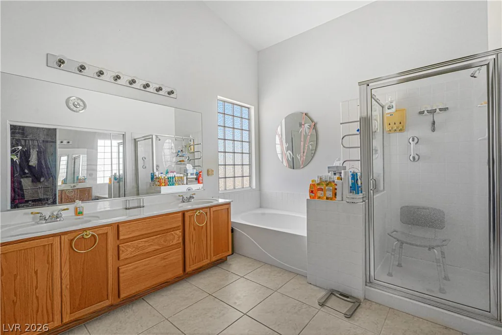 815 Roaring Falls, Henderson, NV 89052