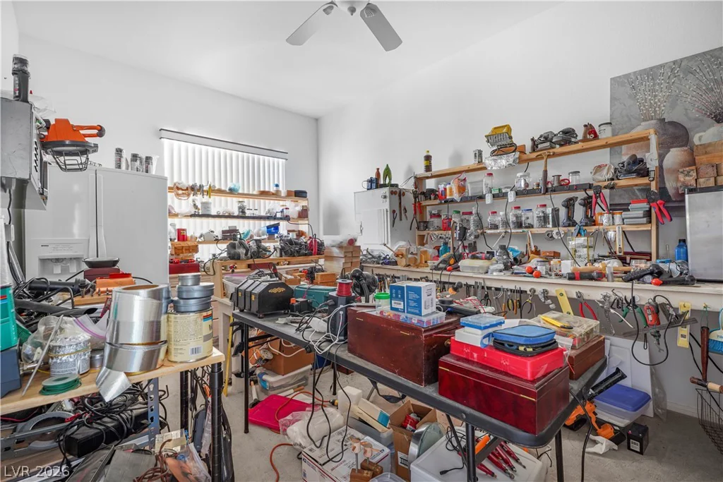 815 Roaring Falls, Henderson, NV 89052