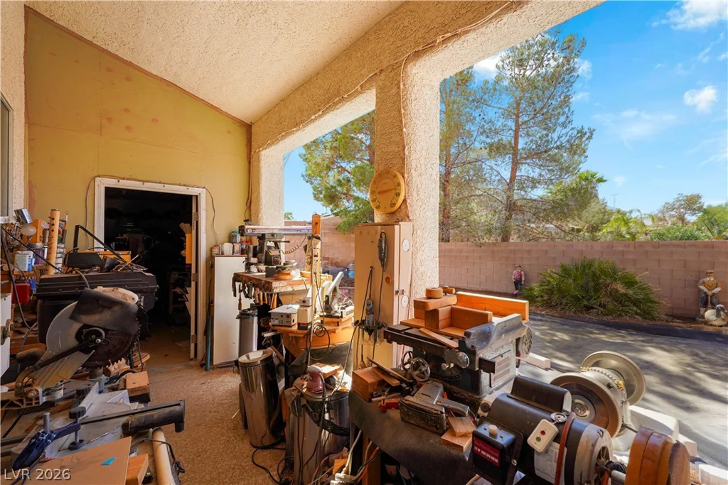 815 Roaring Falls, Henderson, NV 89052