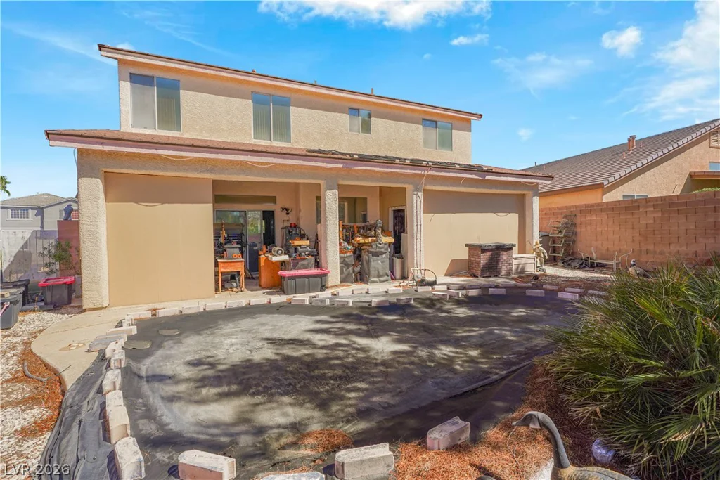 815 Roaring Falls, Henderson, NV 89052