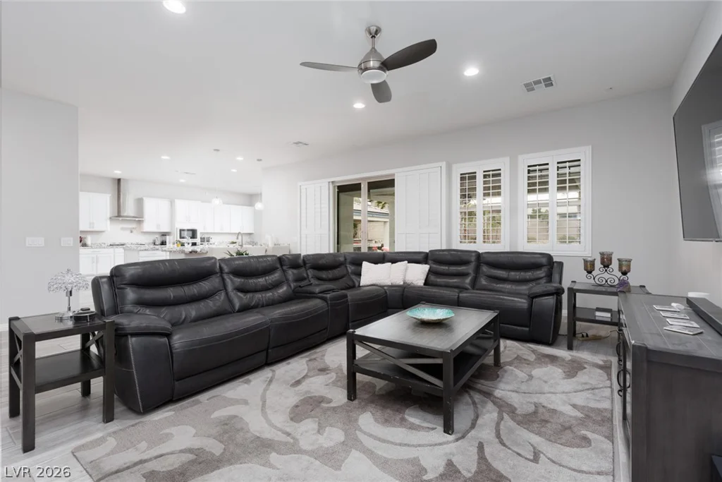 10320 Mystic Ledge, Las Vegas, NV 89149