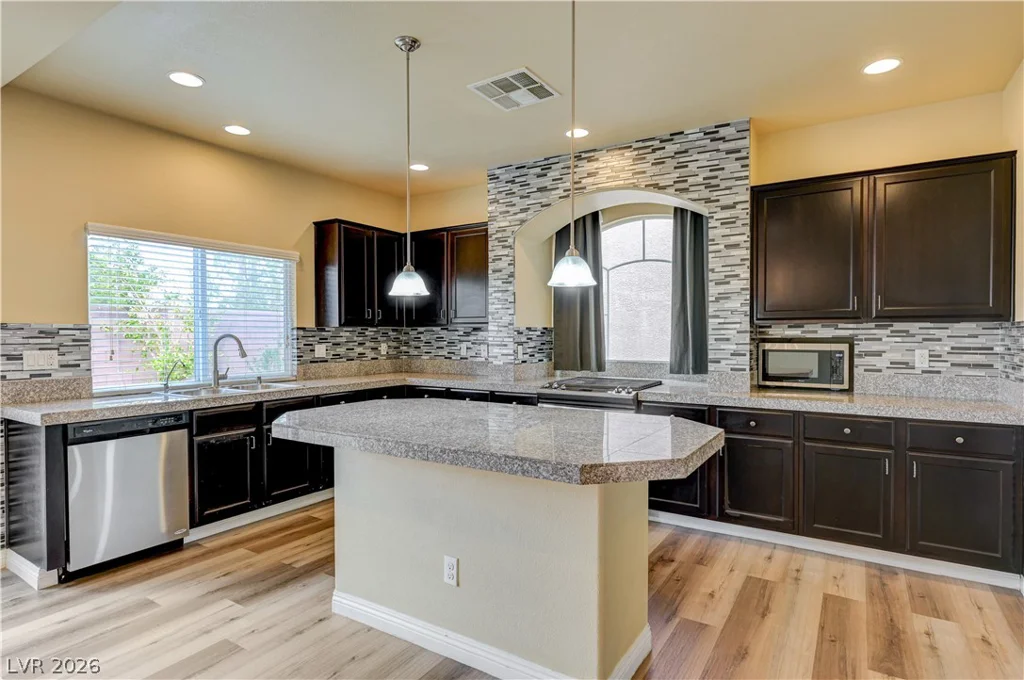 6396 Cascade Cliffs, Las Vegas, NV 89139