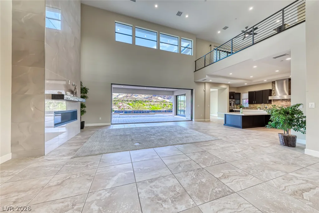 72 Bella Lago, Henderson, NV 89011