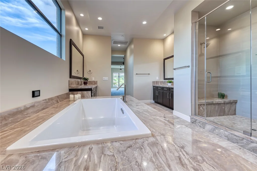 72 Bella Lago, Henderson, NV 89011