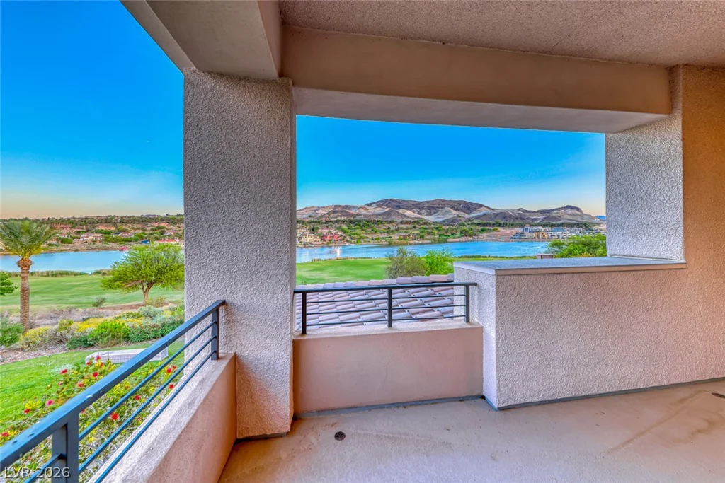 72 Bella Lago, Henderson, NV 89011