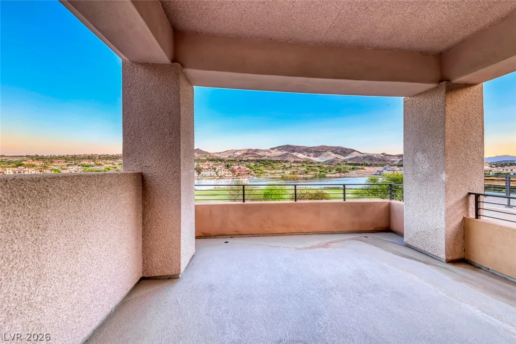 72 Bella Lago, Henderson, NV 89011
