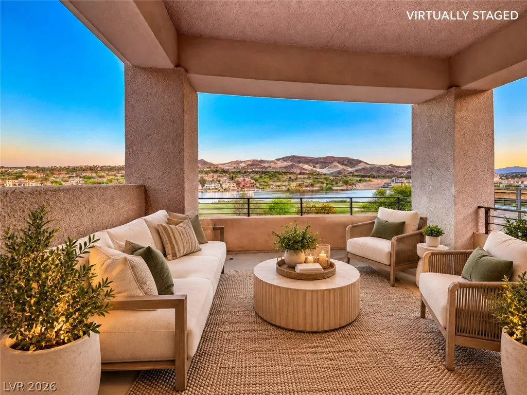 72 Bella Lago, Henderson, NV 89011