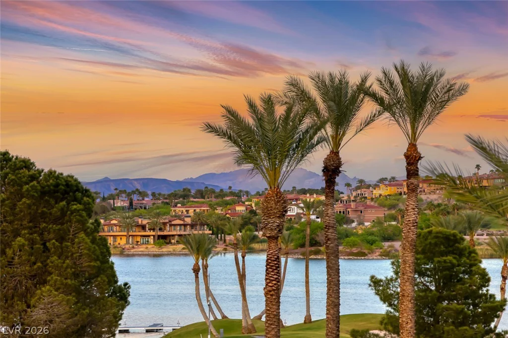 72 Bella Lago, Henderson, NV 89011