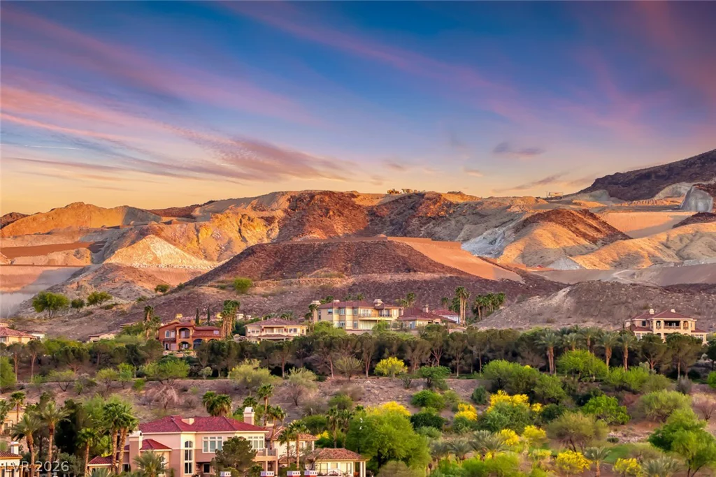 72 Bella Lago, Henderson, NV 89011