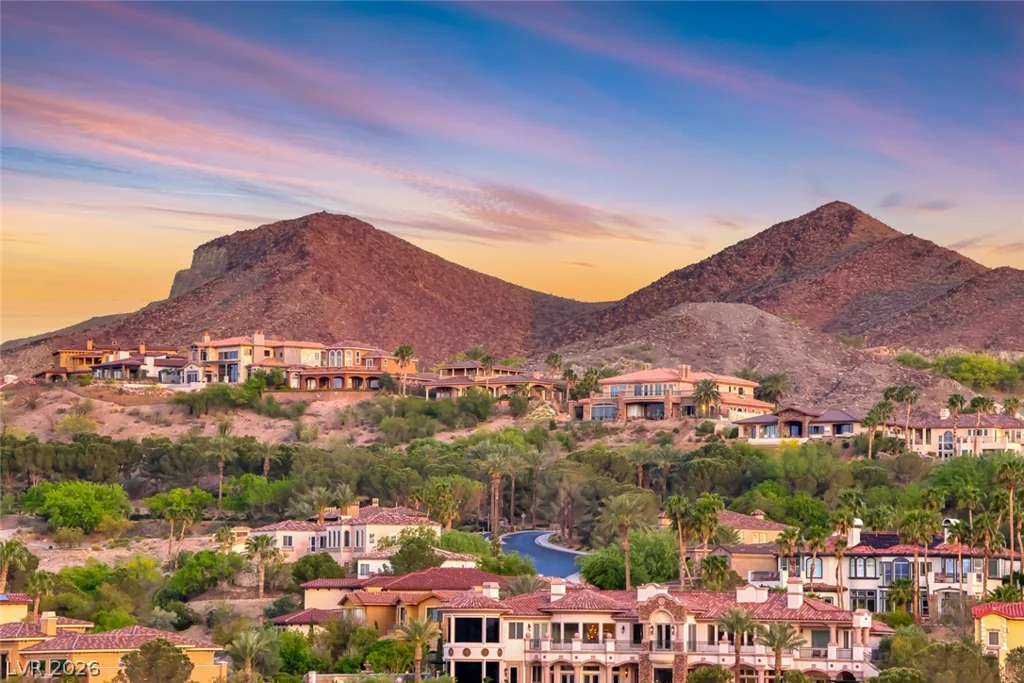 72 Bella Lago, Henderson, NV 89011
