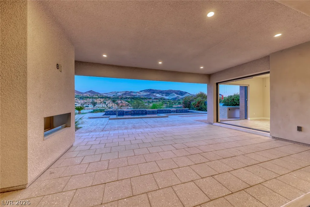 72 Bella Lago, Henderson, NV 89011
