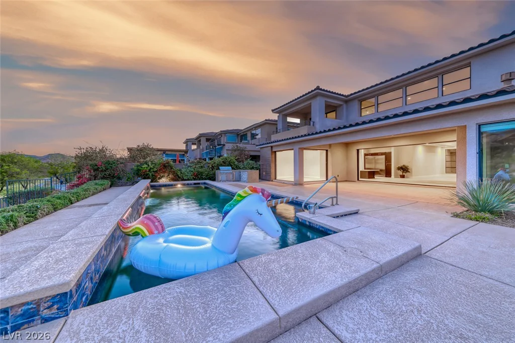 72 Bella Lago, Henderson, NV 89011