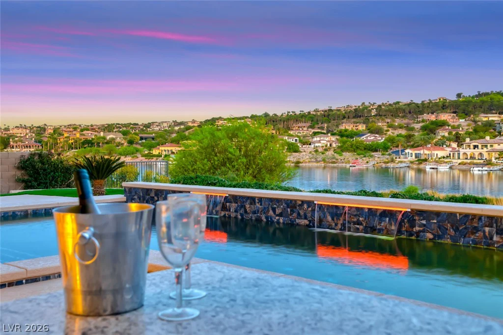 72 Bella Lago, Henderson, NV 89011