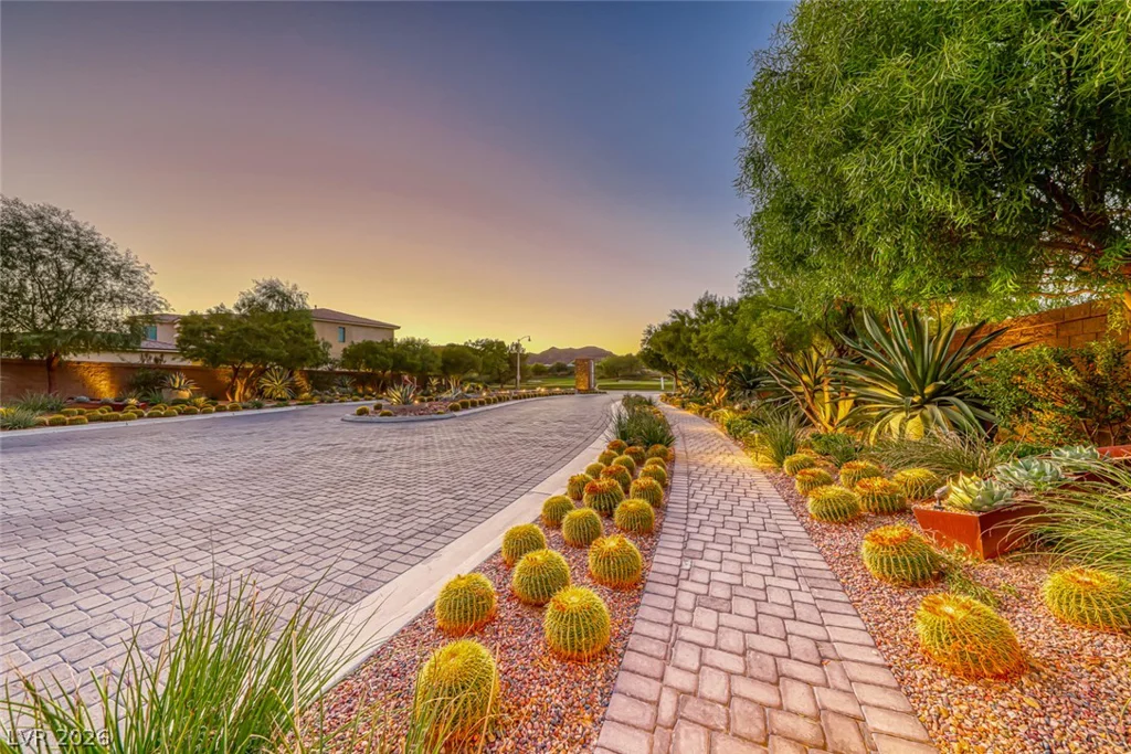 72 Bella Lago, Henderson, NV 89011